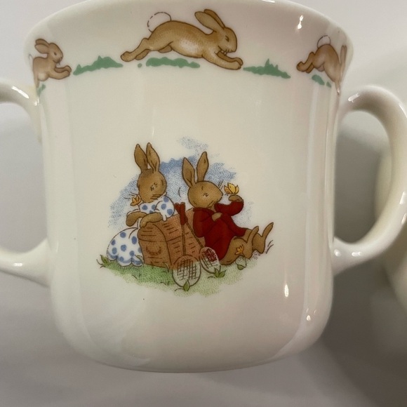 Royal Doulton “Bunnykins” Bone China 2pc Set - Picture 5 of 6